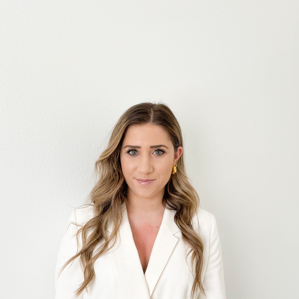Meet your Posher, Gabriela